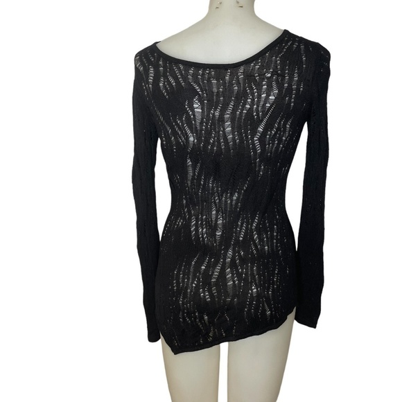 Thin Fashion Sweater 🖤 - Picture 2 of 2